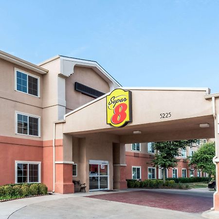 Super 8 By Wyndham Fort Worth North Bagian luar foto