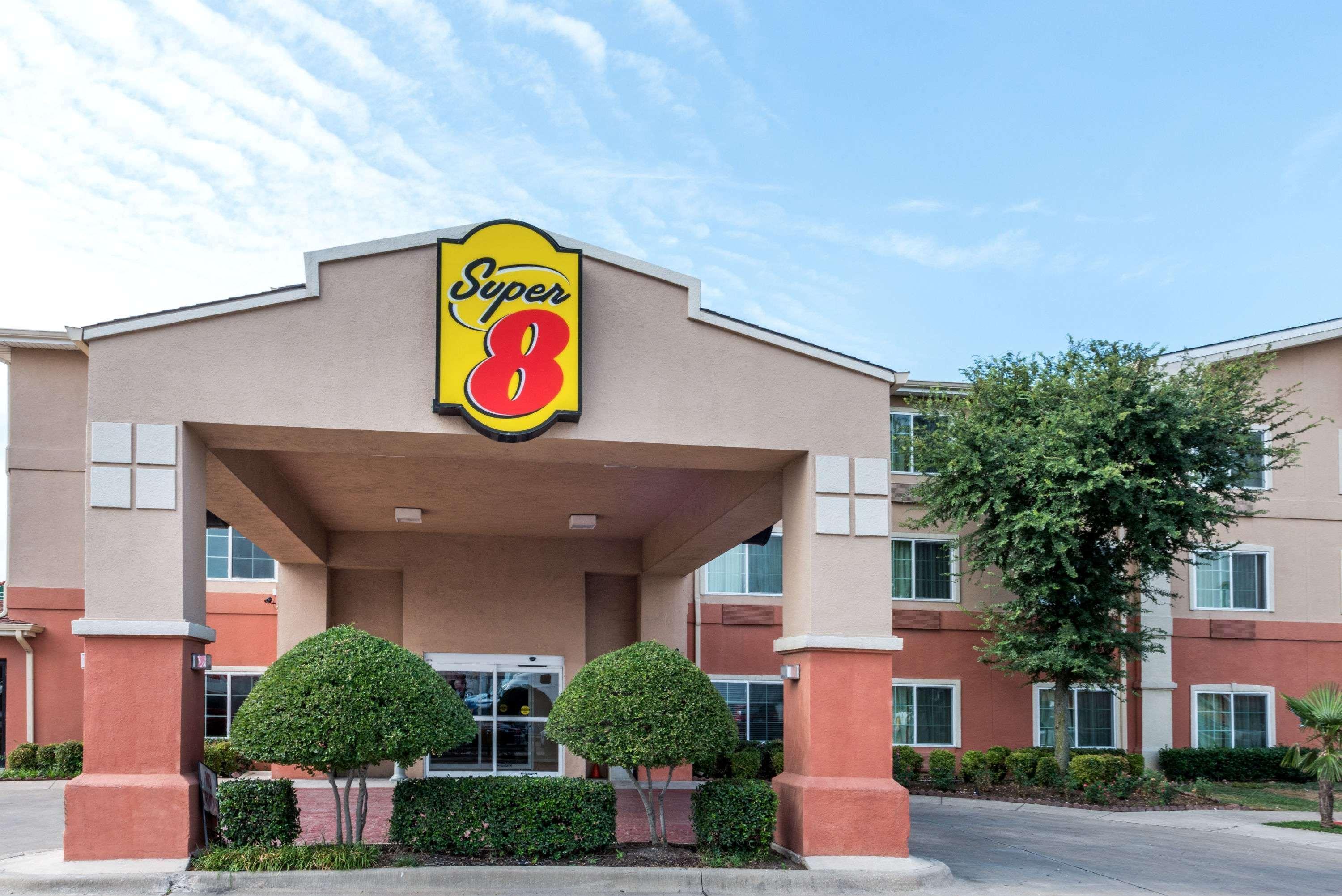 Super 8 By Wyndham Fort Worth North Bagian luar foto